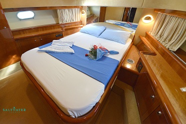 Ferretti_68_for_charter_saltwater_yachts_saltwateryachts