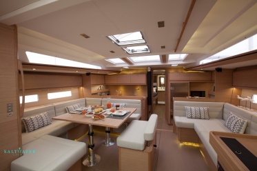 Mimosa_for_charter_saltwater_yachts_saltwateryachts