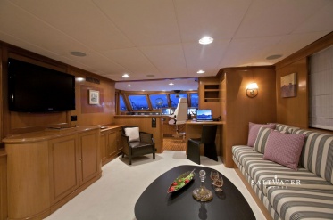 Suncoco Luxury Motor Yacht for Charter in Greece and Mediterranean. Saltwater Yachts