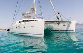 Lagoon 500 "Mystique" - Yachts for charter