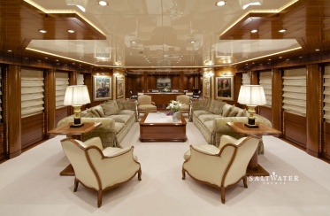 O'Ceanos motor yacht for charter in greece and Mediterranean. Saltwater Yachts